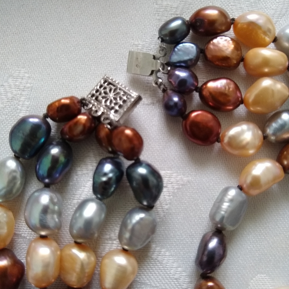 Pearls Multi Color 4 Rows Layered Necklace + Brac… - image 3